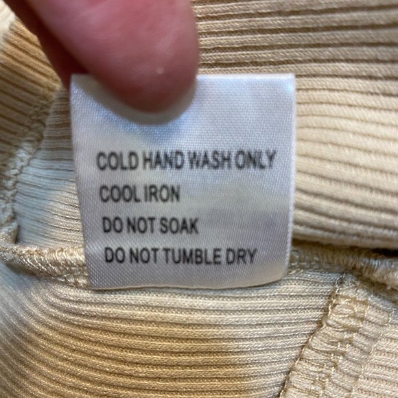 Princess Polly Crop Top 6 Beige Ribbed Knit Sweetheart Ruched Long Sleeve - Picture 9 of 10